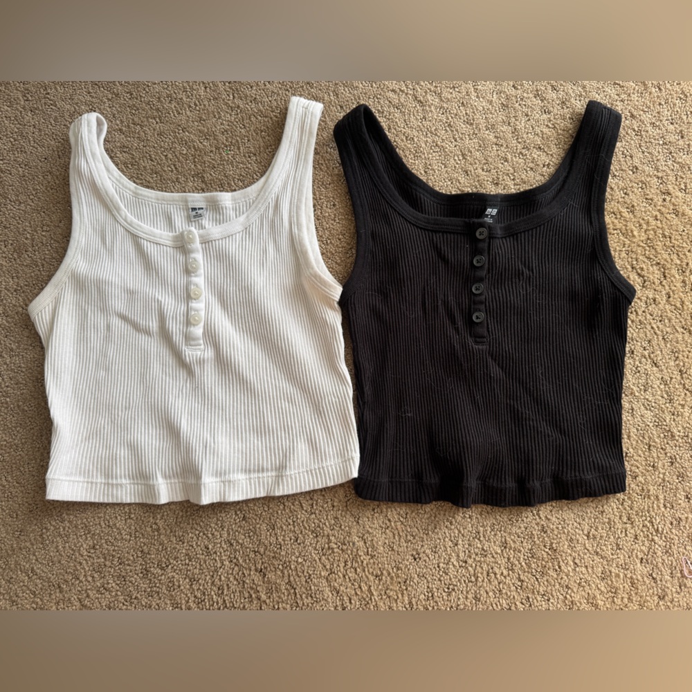 Uniqlo Black and White Ribbed Crop Tank Tops Bundle